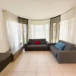 Renzo- Parcheggio E Giardino Privati A Pochi Passi Dal Mare *