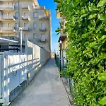 Apartment Renzo- Parcheggio E Giardino Privati A Pochi Passi Dal Mare *